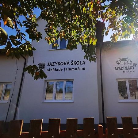 Apartmány za sakurou Hodonín Exterior foto